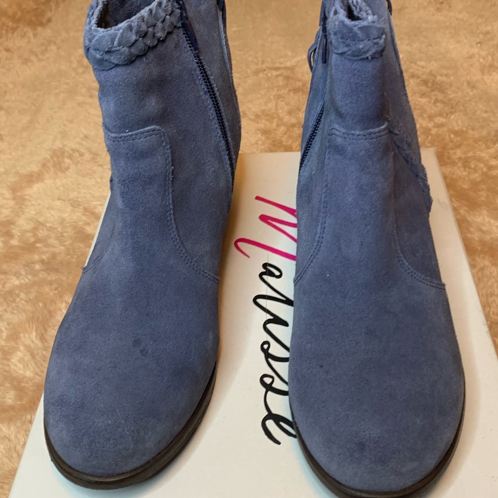 JJJBlue Suede Ankle Boots
